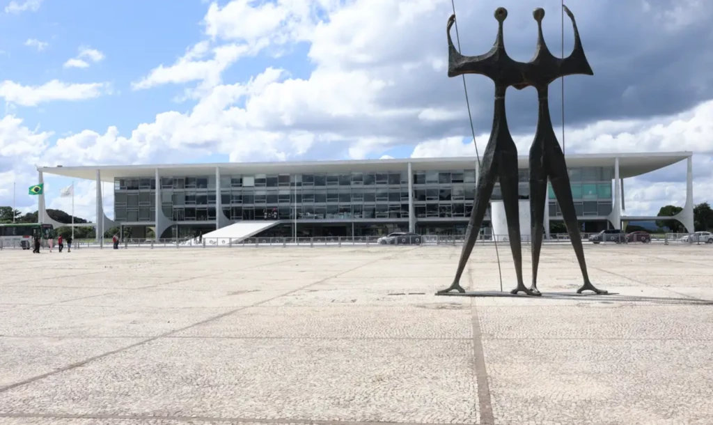 Praça dos Três Poderes Foto: Valter Campanato / Agência Brasil