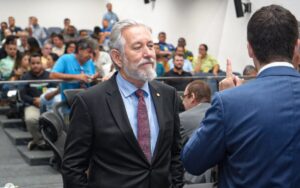 Antonio Vaz - 100 dias