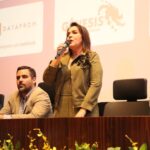 Adriane Lopes defende gestão tecnológica para resultados rápidos em congresso