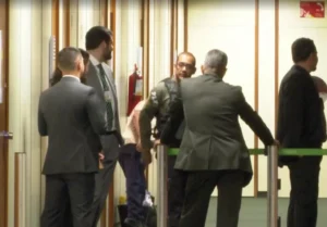 Polícia Federal cumpre mandado contra deputado federal na Câmara Foto: Reprodução/GloboNews