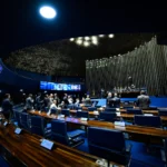 Senado aprova PEC do Marco Temporal em reação ao STF e envia tema à Câmara