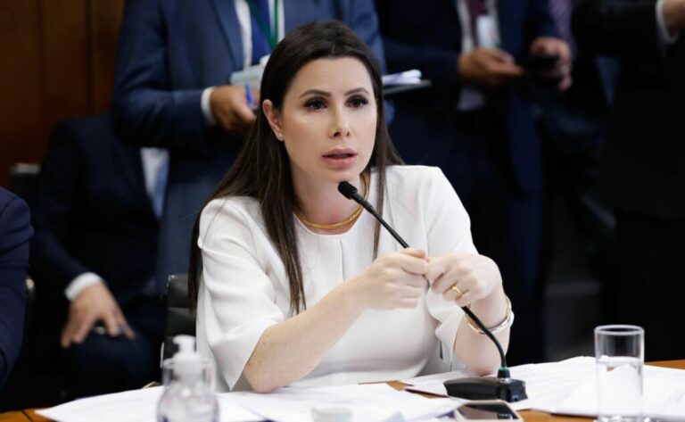 Carol de Toni Foto: Pedro Teixeira/ Ascom PL