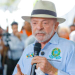 Lula diz estar “triste” com decisão dos EUA sobre PCC e CV e ataca Flávio Bolsonaro por “pedido de intervenção”
