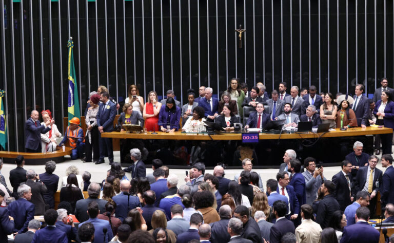 Deputados na votação do fim da escala 6×1 Foto: Bruno Spada/Câmara dos Deputados